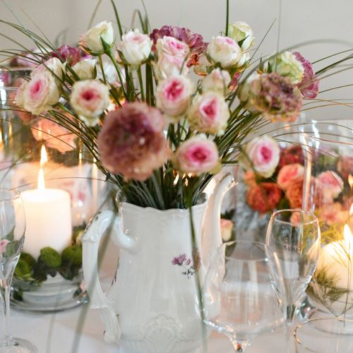 bouquets de fleurs pour un diner - location vaisselle vintage